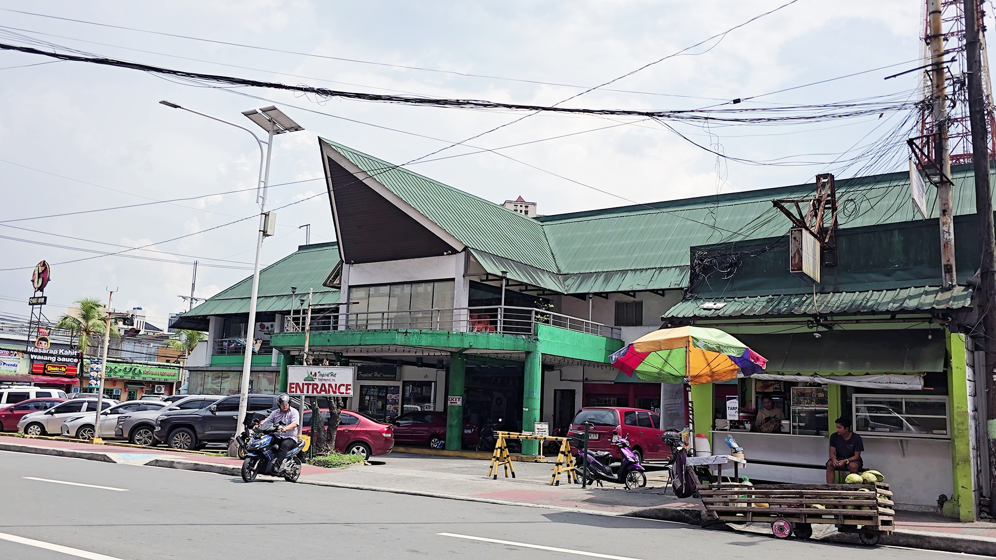 Tropical Hut Quezon Avenue was supposed to close six months ago